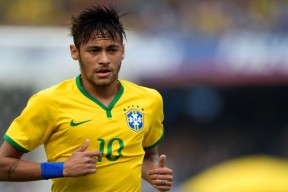 fifa world cup-死神归来！杜兰特复出首战惊艳全场，篮网主场沸腾如火山喷发